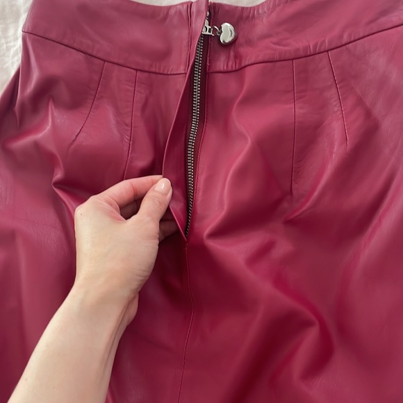 Alannah Hill leather mini skirt in size 8 - Picture 3 of 4